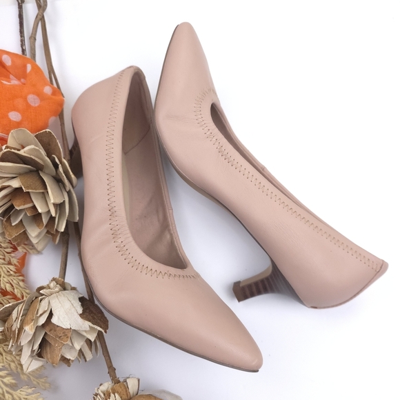 Clarks Shoes - Clarks Blush Pink Women's Heels